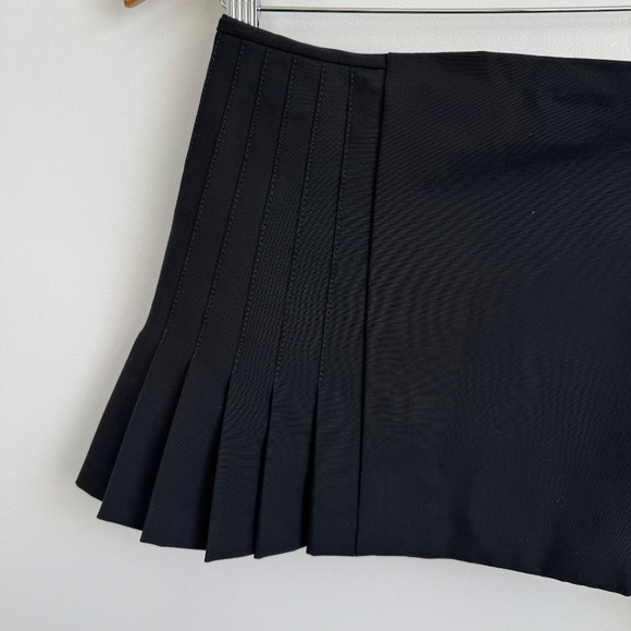 Short Box Pleated Micro Mini Skirt Black Size M Dark Academia Whimsygoth K-Pop - Picture 4 of 8